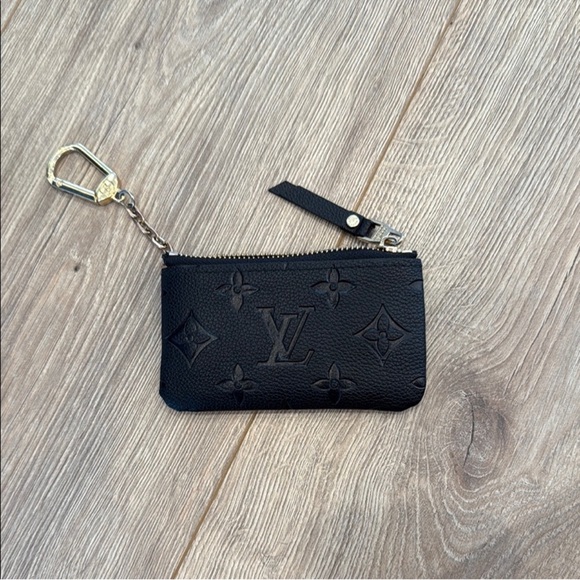 Louis Vuitton Black Monogram Key Holder - Picture 1 of 1
